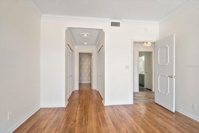 4 BELLEVIEW BOULEVARD 106, Belleair, FL 33756