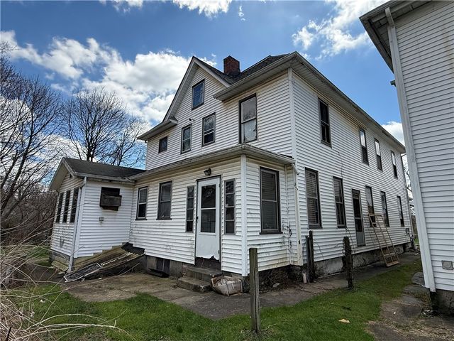419 Bartram Ave, New Castle, PA 16101