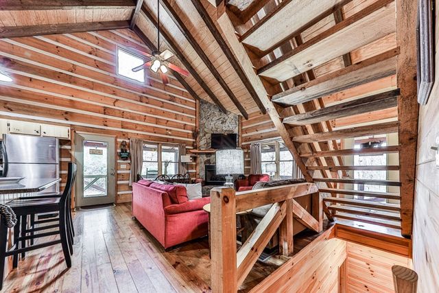245 Weeks Creek, Blue Ridge, GA 30513