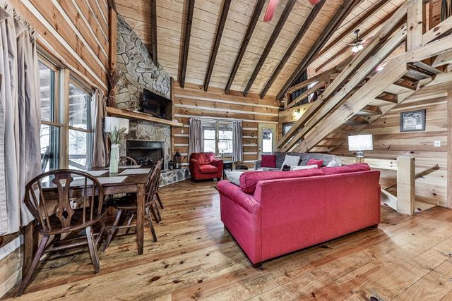 245 Weeks Creek, Blue Ridge, GA 30513