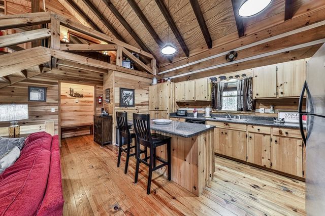 245 Weeks Creek, Blue Ridge, GA 30513