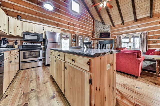 245 Weeks Creek, Blue Ridge, GA 30513
