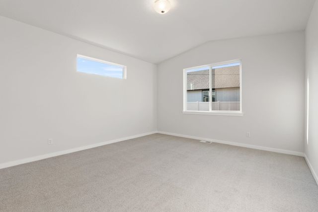 12111 N Montfort Ave, Spokane, WA 99208