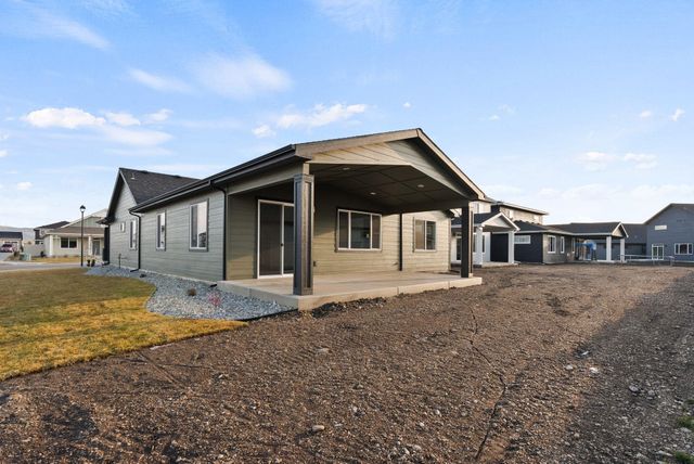 12111 N Montfort Ave, Spokane, WA 99208