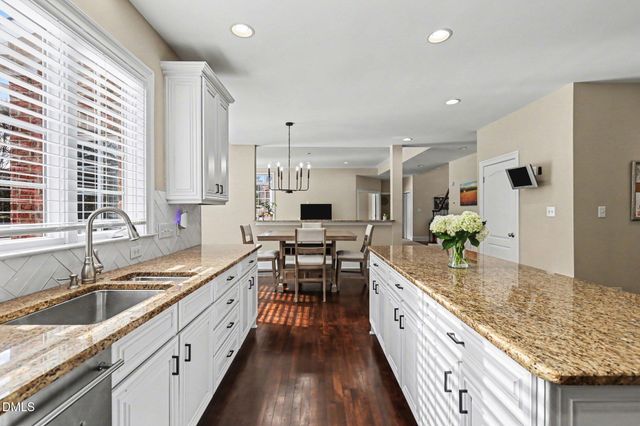 10643 Tarton Fields Circle, Raleigh, NC 27617