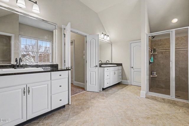 10643 Tarton Fields Circle, Raleigh, NC 27617