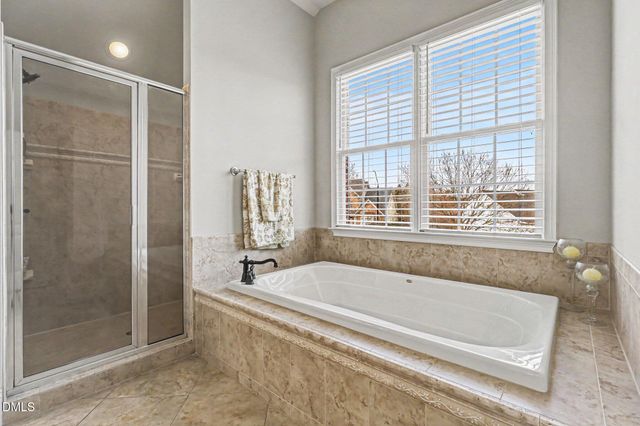 10643 Tarton Fields Circle, Raleigh, NC 27617