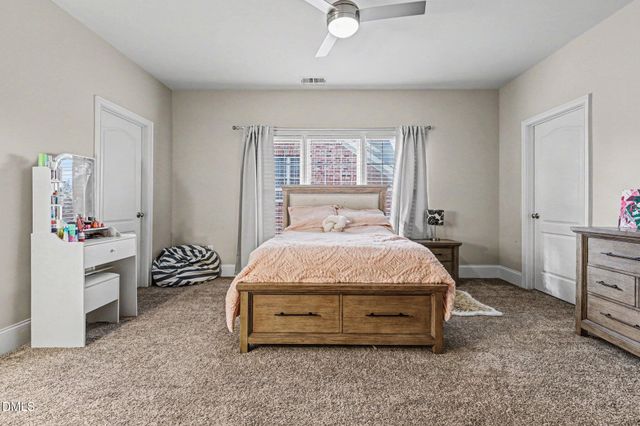 10643 Tarton Fields Circle, Raleigh, NC 27617