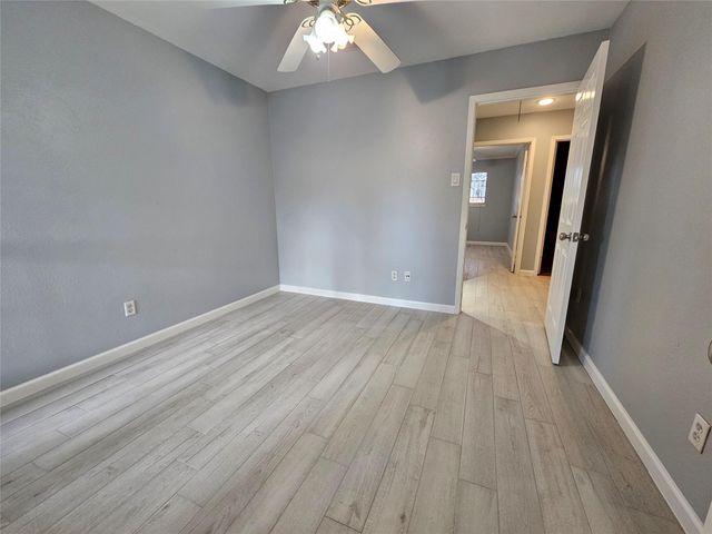 2502 Knoll Street, Houston, TX 77080