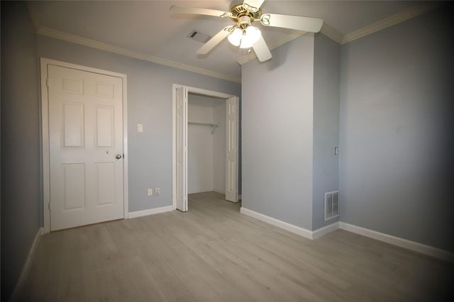 2502 Knoll Street, Houston, TX 77080