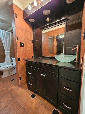 2502 Knoll Street, Houston, TX 77080