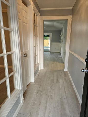 2502 Knoll Street, Houston, TX 77080