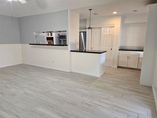 2502 Knoll Street, Houston, TX 77080