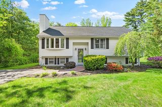 26 Fleetwood Dr, Norfolk, MA 02056