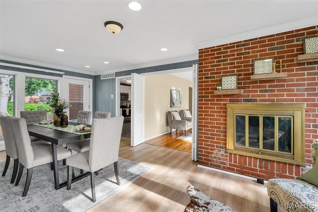 416 Tanglewood Drive, Ladue, MO 63124