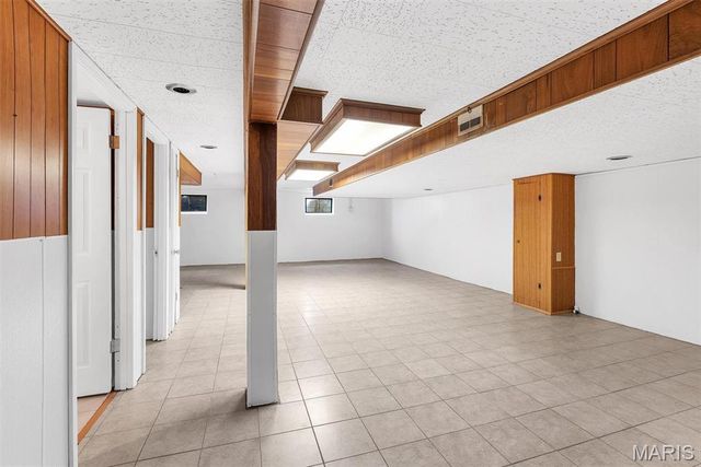 416 Tanglewood Drive, Ladue, MO 63124