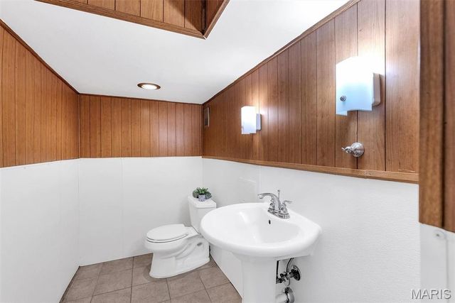 416 Tanglewood Drive, Ladue, MO 63124