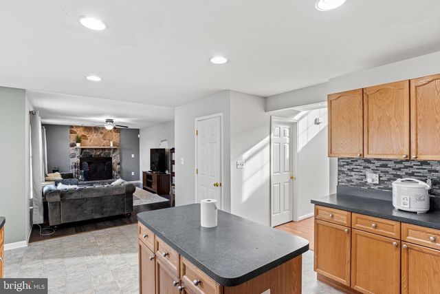 791 CRESTWOOD DRIVE, Chambersburg, PA 17202