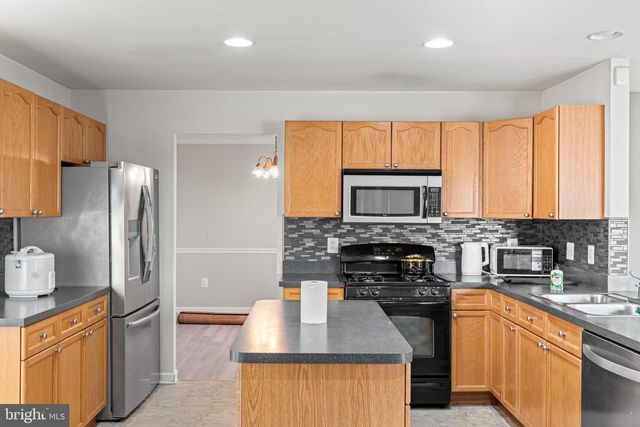 791 CRESTWOOD DRIVE, Chambersburg, PA 17202