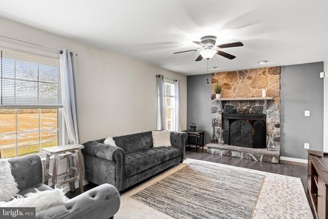 791 CRESTWOOD DRIVE, Chambersburg, PA 17202