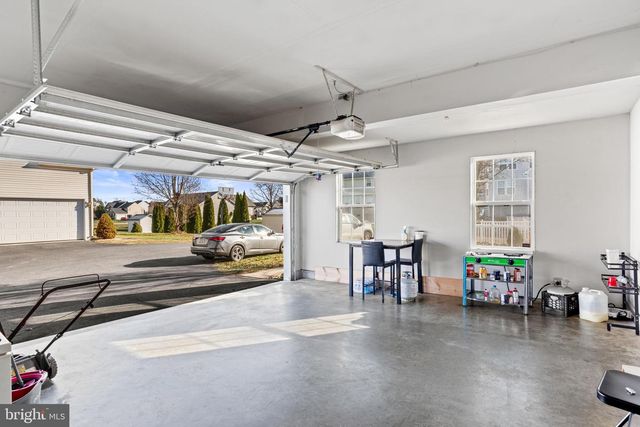 791 CRESTWOOD DRIVE, Chambersburg, PA 17202