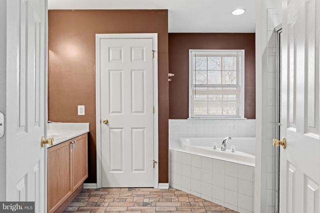 791 CRESTWOOD DRIVE, Chambersburg, PA 17202