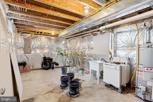 791 CRESTWOOD DRIVE, Chambersburg, PA 17202