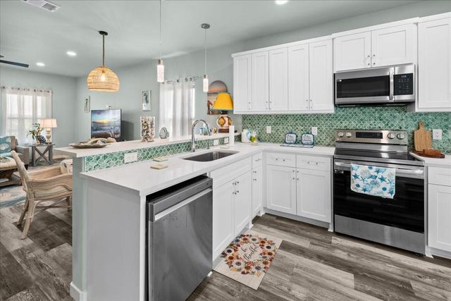 1970 Avenue B, Crystal Beach, TX 77650