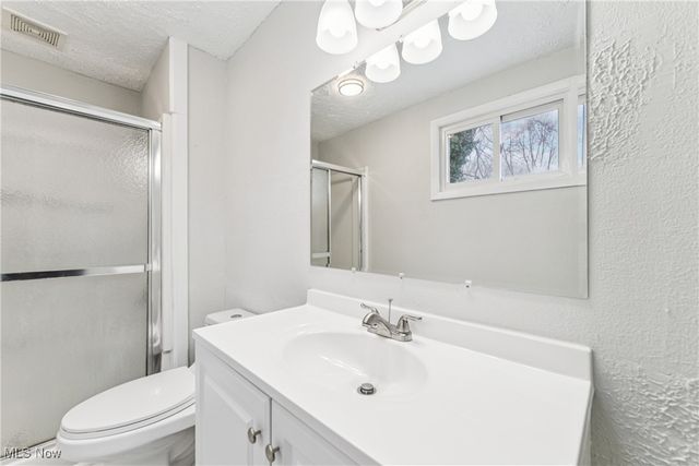 848 Jamestown Avenue, Elyria, OH 44035