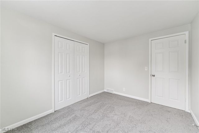 848 Jamestown Avenue, Elyria, OH 44035