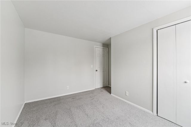 848 Jamestown Avenue, Elyria, OH 44035