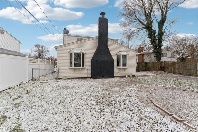 848 Jamestown Avenue, Elyria, OH 44035