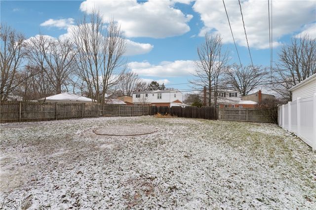 848 Jamestown Avenue, Elyria, OH 44035