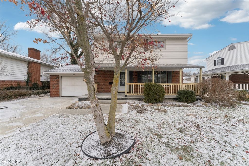 848 Jamestown Avenue, Elyria, OH 44035