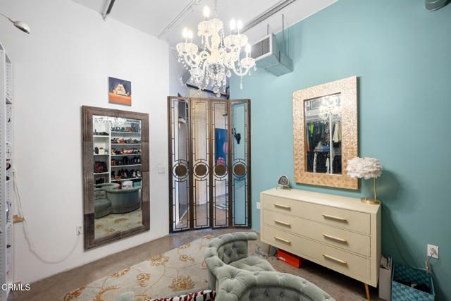 315 E 8th Street 301, Los Angeles, CA 90014