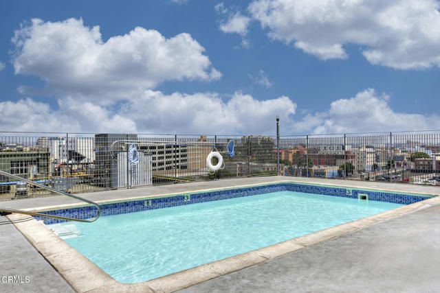 315 E 8th Street 301, Los Angeles, CA 90014