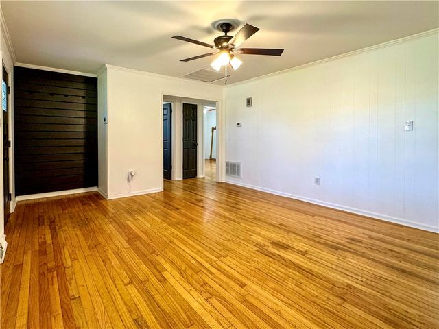 2434 Broadwa Lake Road, Anderson, SC 29621