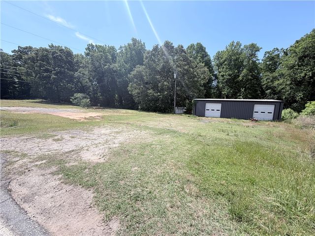 2434 Broadwa Lake Road, Anderson, SC 29621