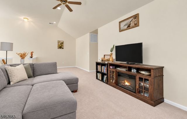 69 Williamson Ct, Bridgewater Twp., NJ 08807