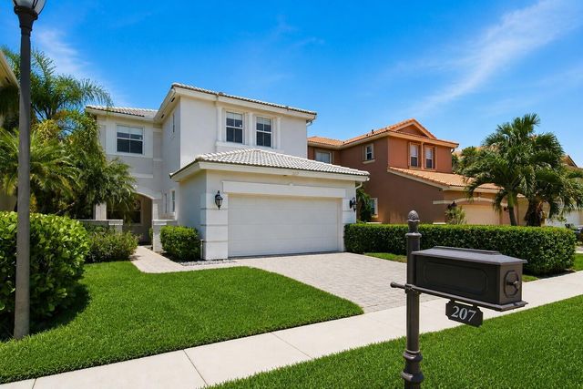 207 Isle Verde Way, Palm Beach Gardens, FL 33418