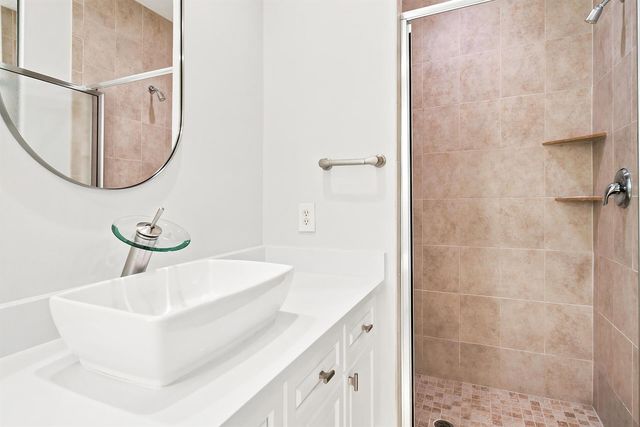 207 Isle Verde Way, Palm Beach Gardens, FL 33418