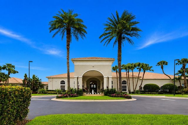 207 Isle Verde Way, Palm Beach Gardens, FL 33418