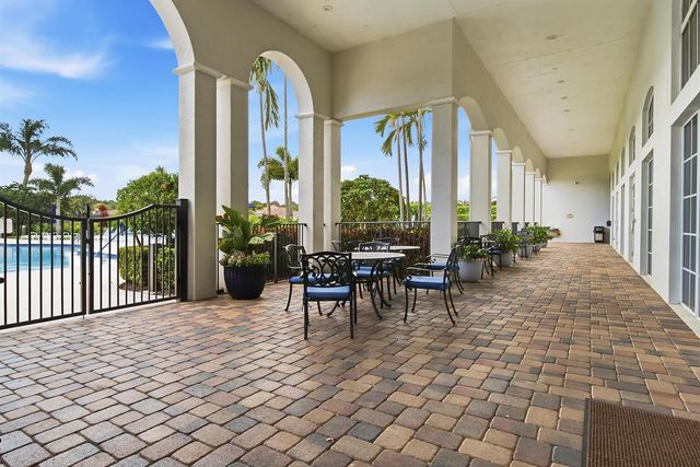 207 Isle Verde Way, Palm Beach Gardens, FL 33418