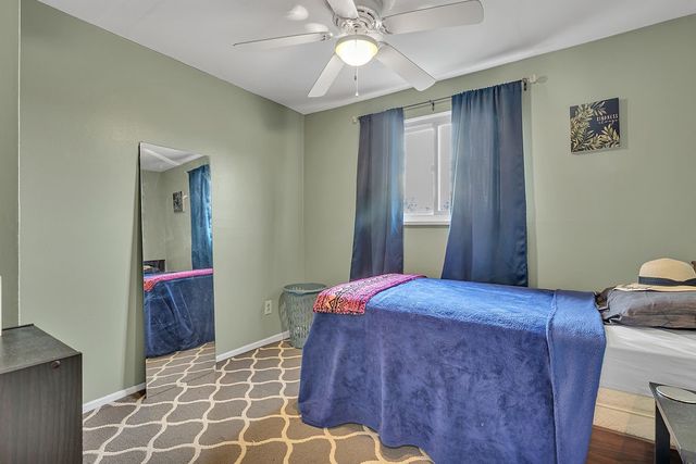 100 Palomino Dr, North Fayette, PA 15071