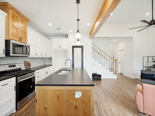 216 Wilson Street, Lake Dallas, TX 75065