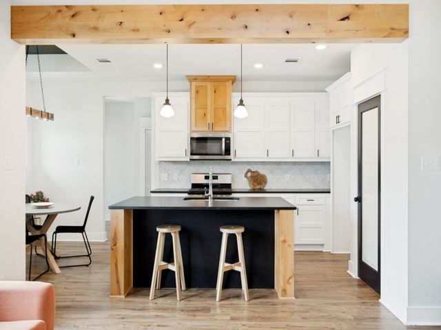 216 Wilson Street, Lake Dallas, TX 75065