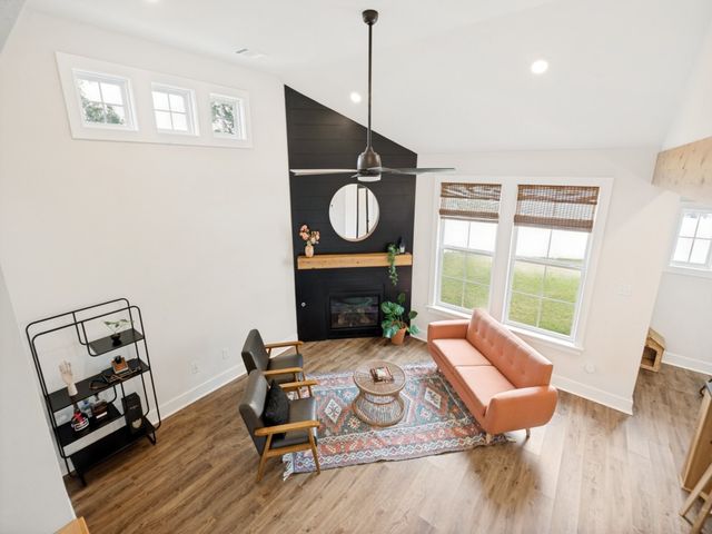 216 Wilson Street, Lake Dallas, TX 75065