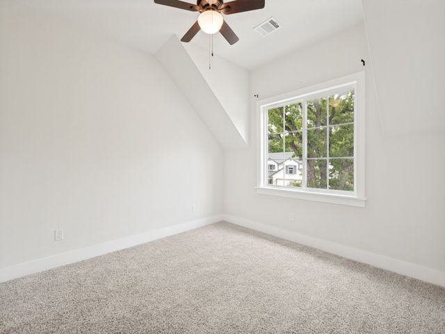 216 Wilson Street, Lake Dallas, TX 75065