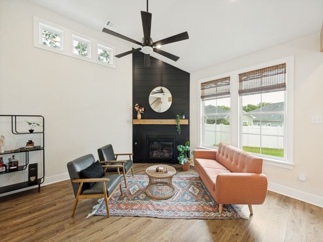 216 Wilson Street, Lake Dallas, TX 75065