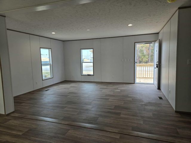 134 Plowden Mill Road, Sumter, SC 29153